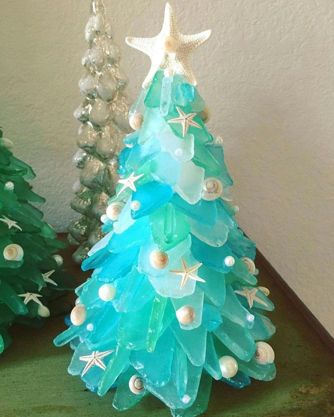 Sea Glass Christmas Tree - Beach Home Decor - b284ef6c3b6bcd4e92c381eab902cc84f2b889a07423bfa1097e95c7c629de97_jpeg